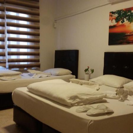 Hotel Kiwi Истанбул Екстериор снимка